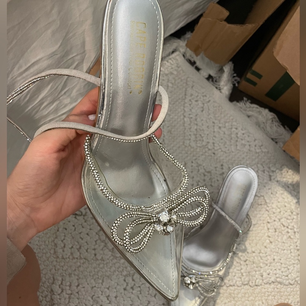 Cape Robbin‎ Silver Crystal Embellished Bow Heels - Picture 14 of 14